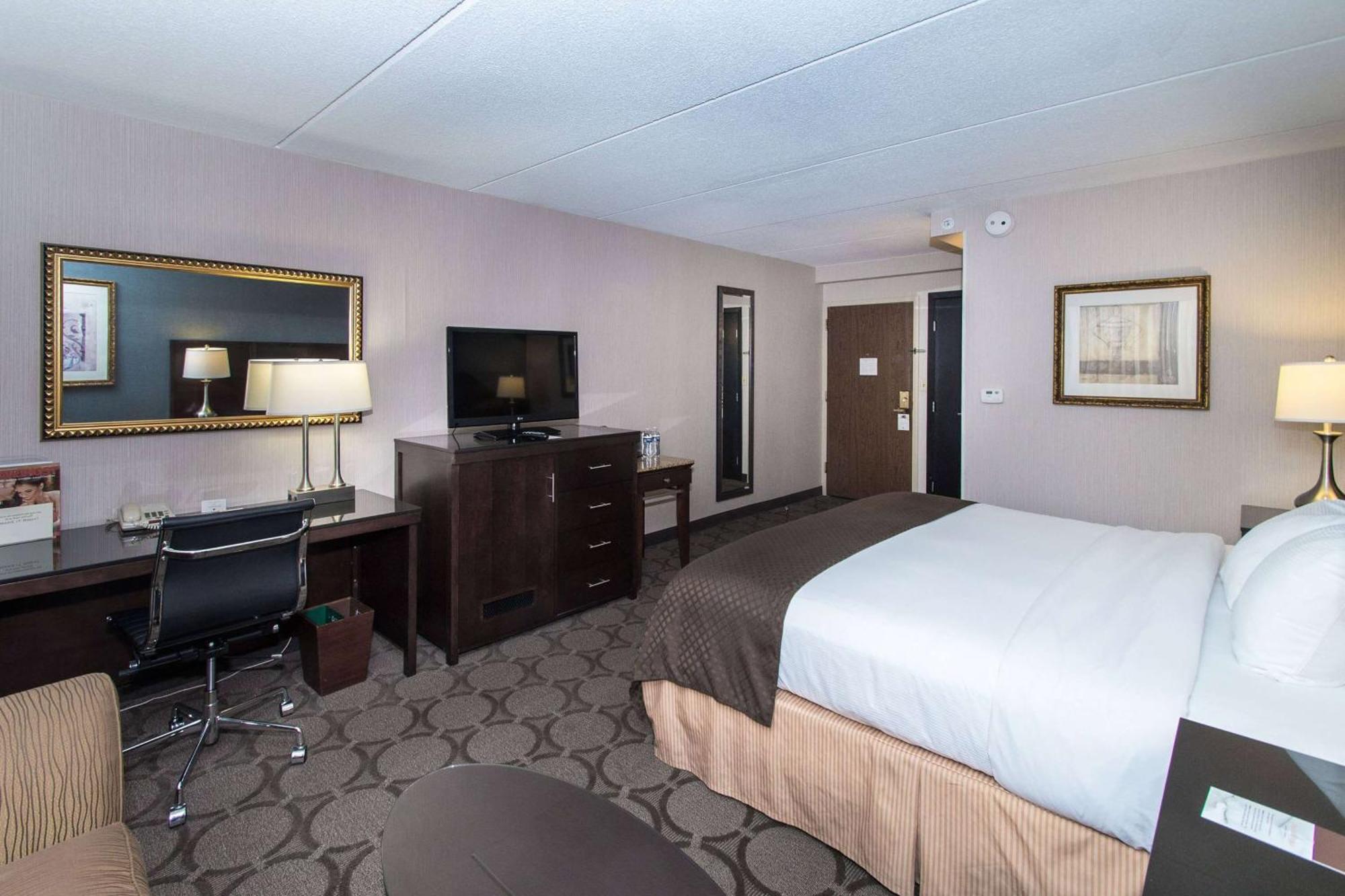 Hotel Wyndham Columbus à Worthington Extérieur photo