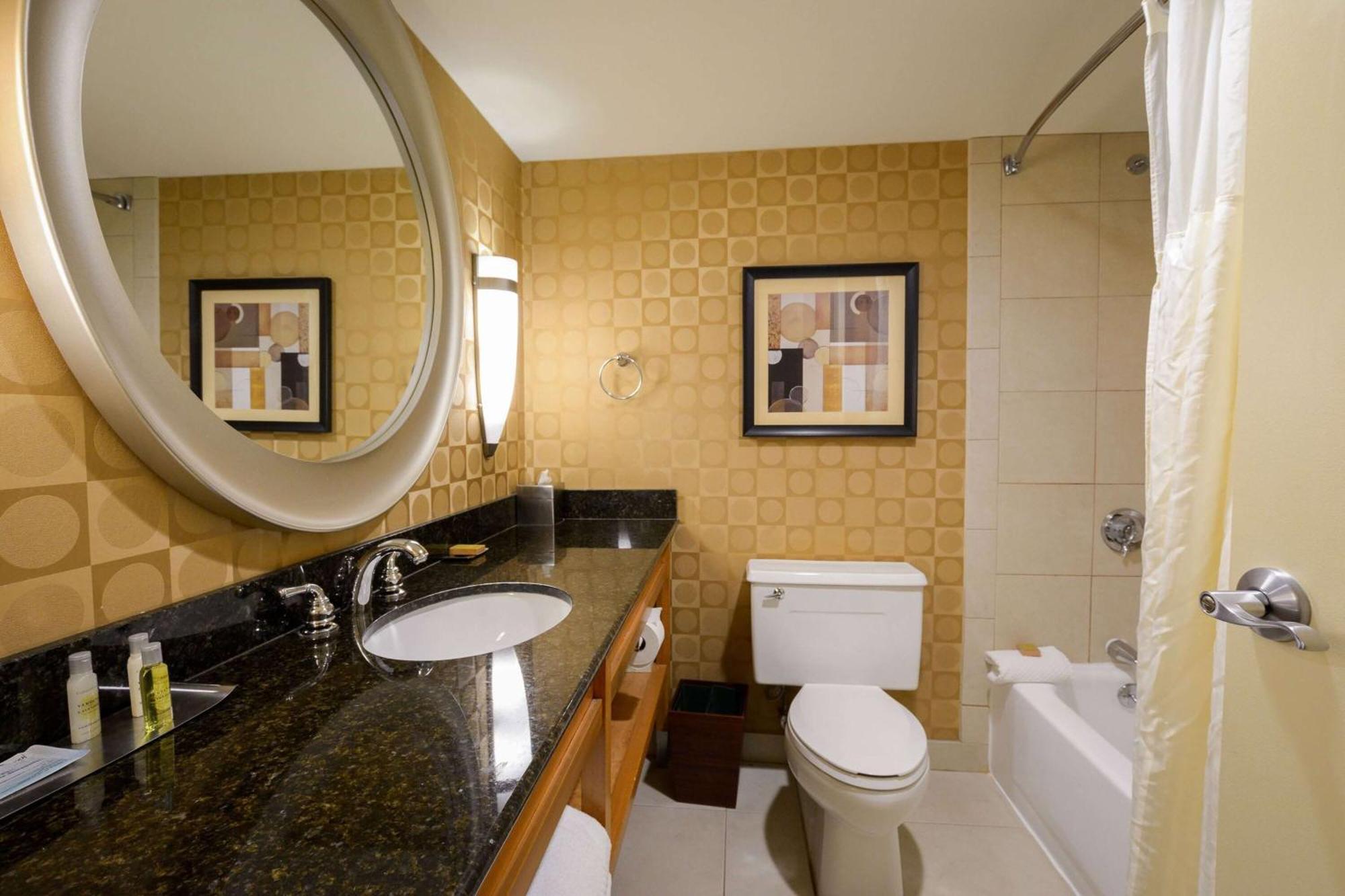 Hotel Wyndham Columbus à Worthington Extérieur photo